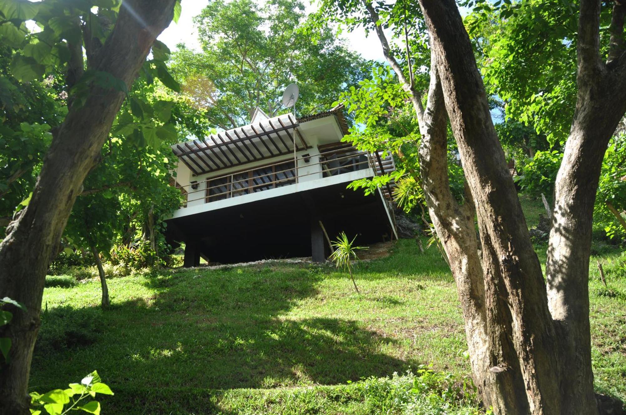 Tugawe Cove Resort Colongcocon Екстер'єр фото